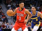 雷速-TheShy遭遇七连败，勇士教练面临压力！的简单介绍