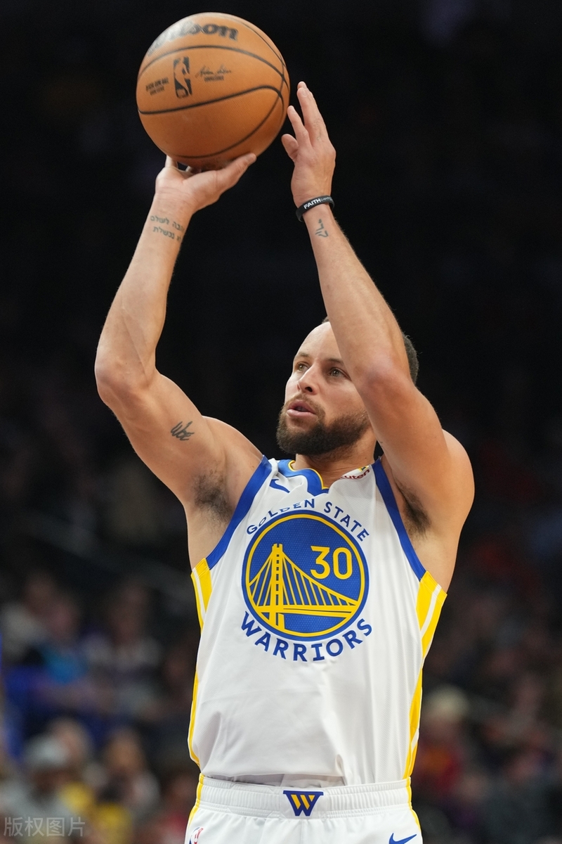 包含库里连续十二场比赛得分超过赛事规则更新，TL挑战极限！的词条